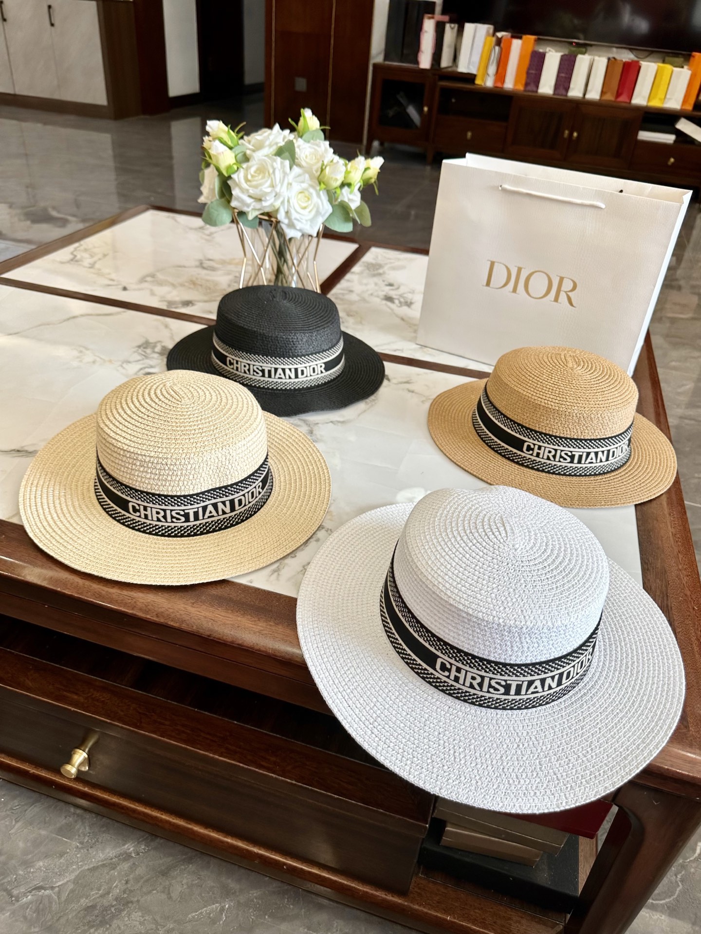 dior hat model 60